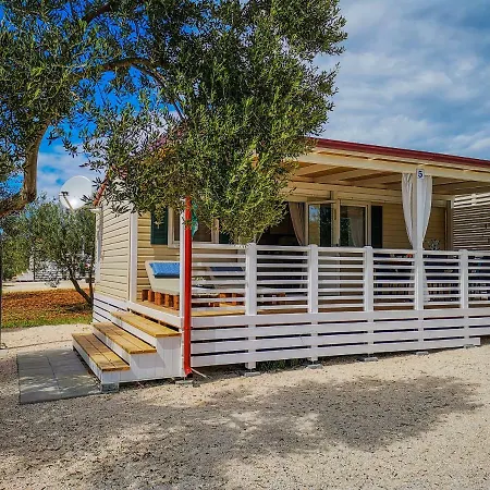 Adriatic Sunrise Mobile Homes Campsite *